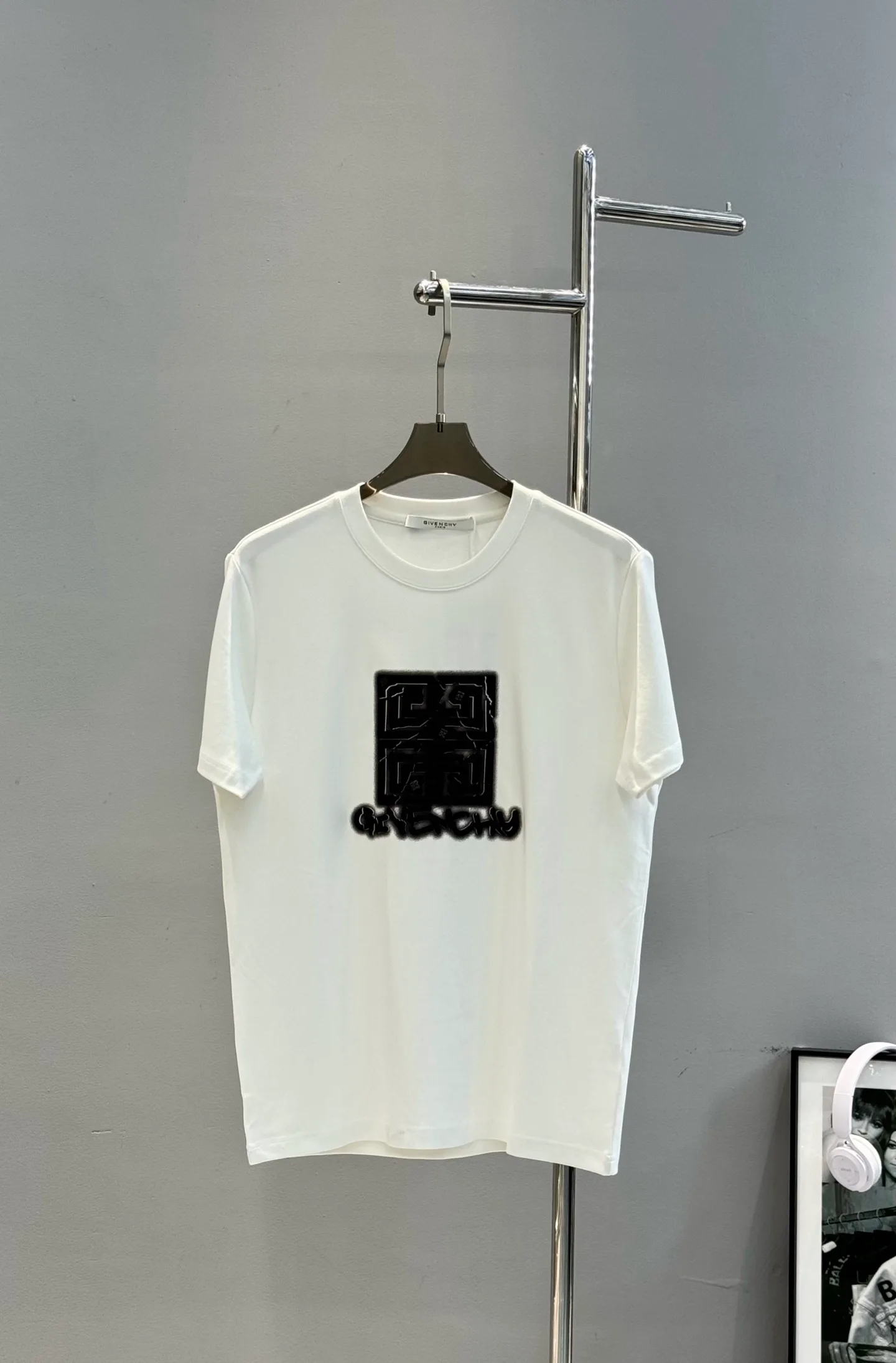 Футболки Женские Givenchy 1234789