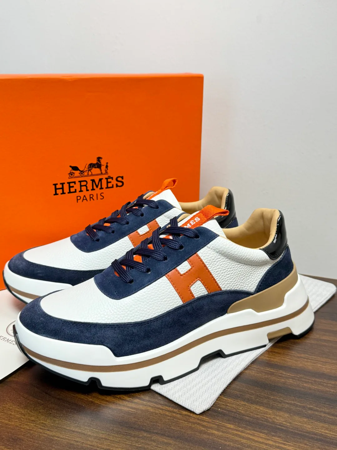 Кроссовки Мужские Hermes 19089352