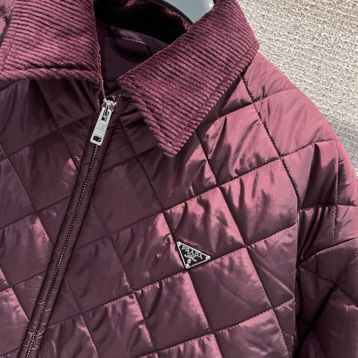 Куртки И Пуховики Женские Prada 1393898