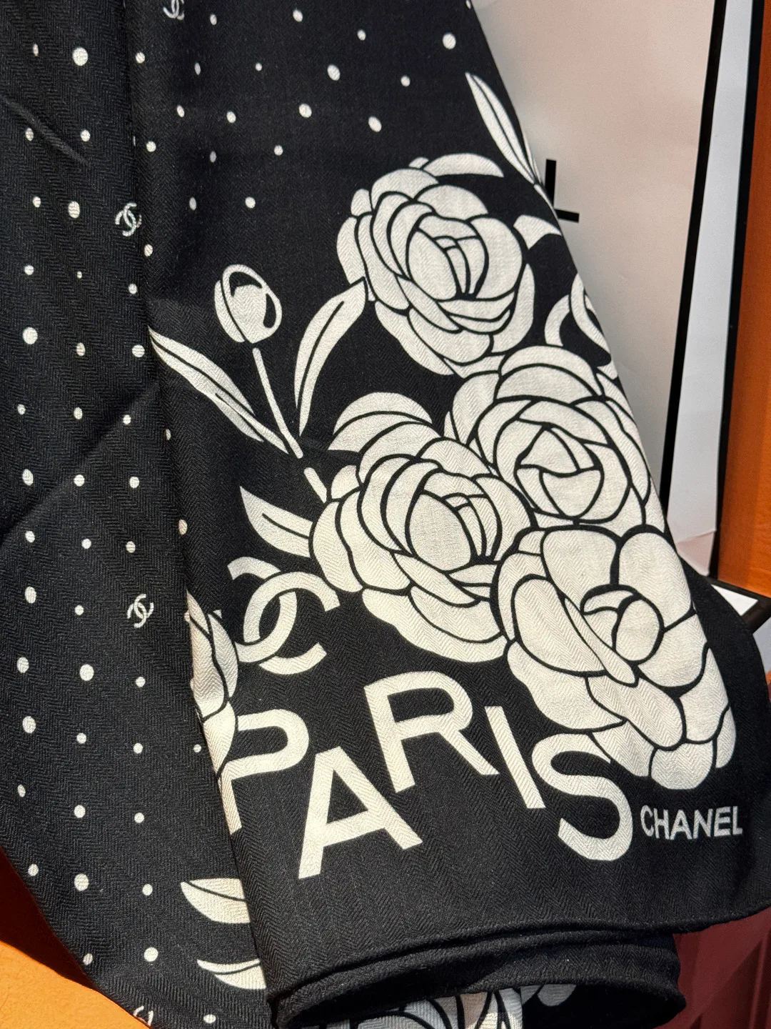 Платки Chanel 10807115