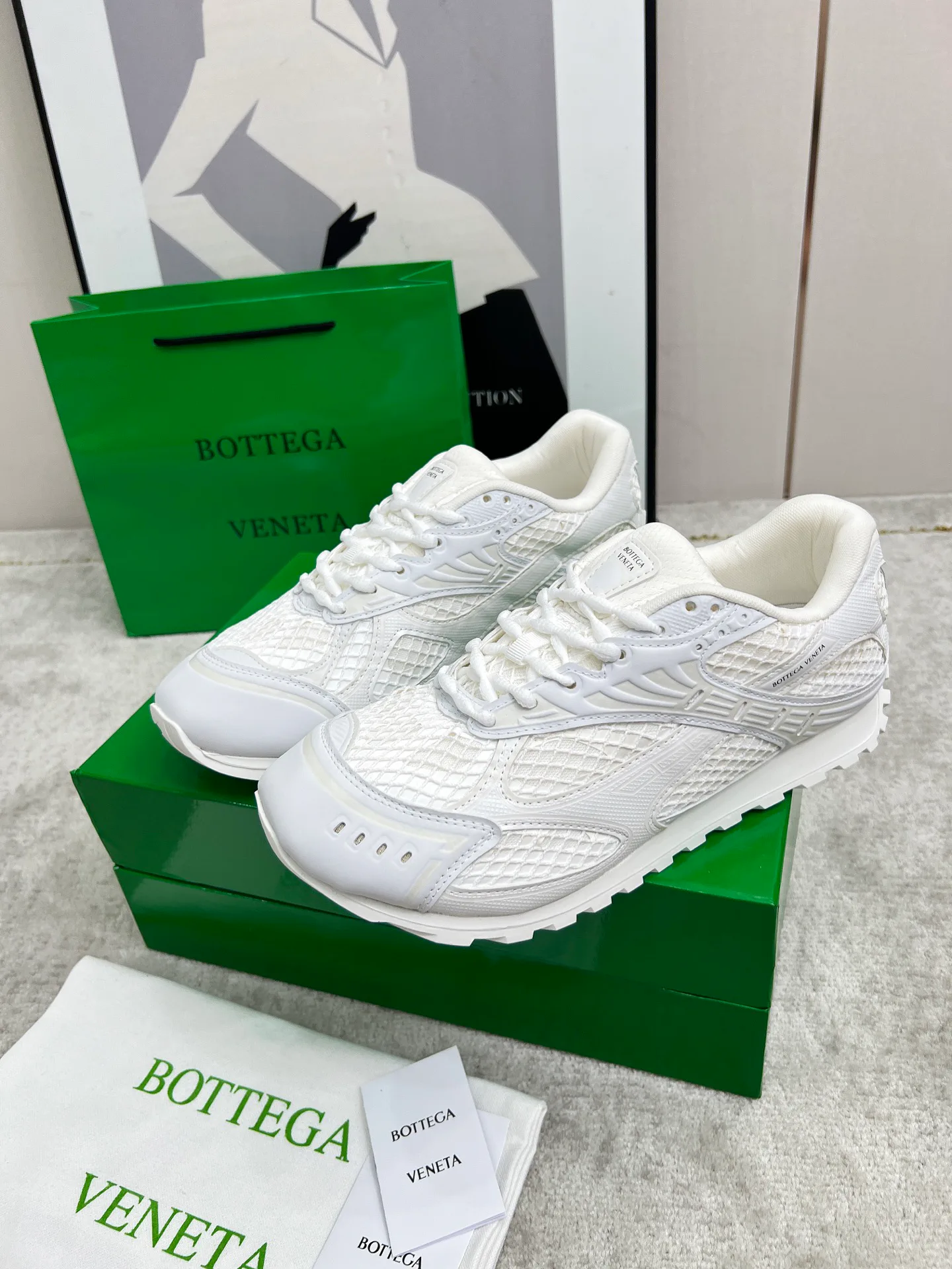 Кроссовки Женские Bottega Veneta 11679372