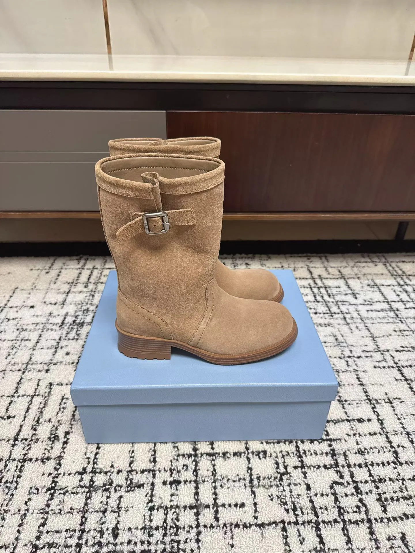 Ботинки Женские Prada 17424539