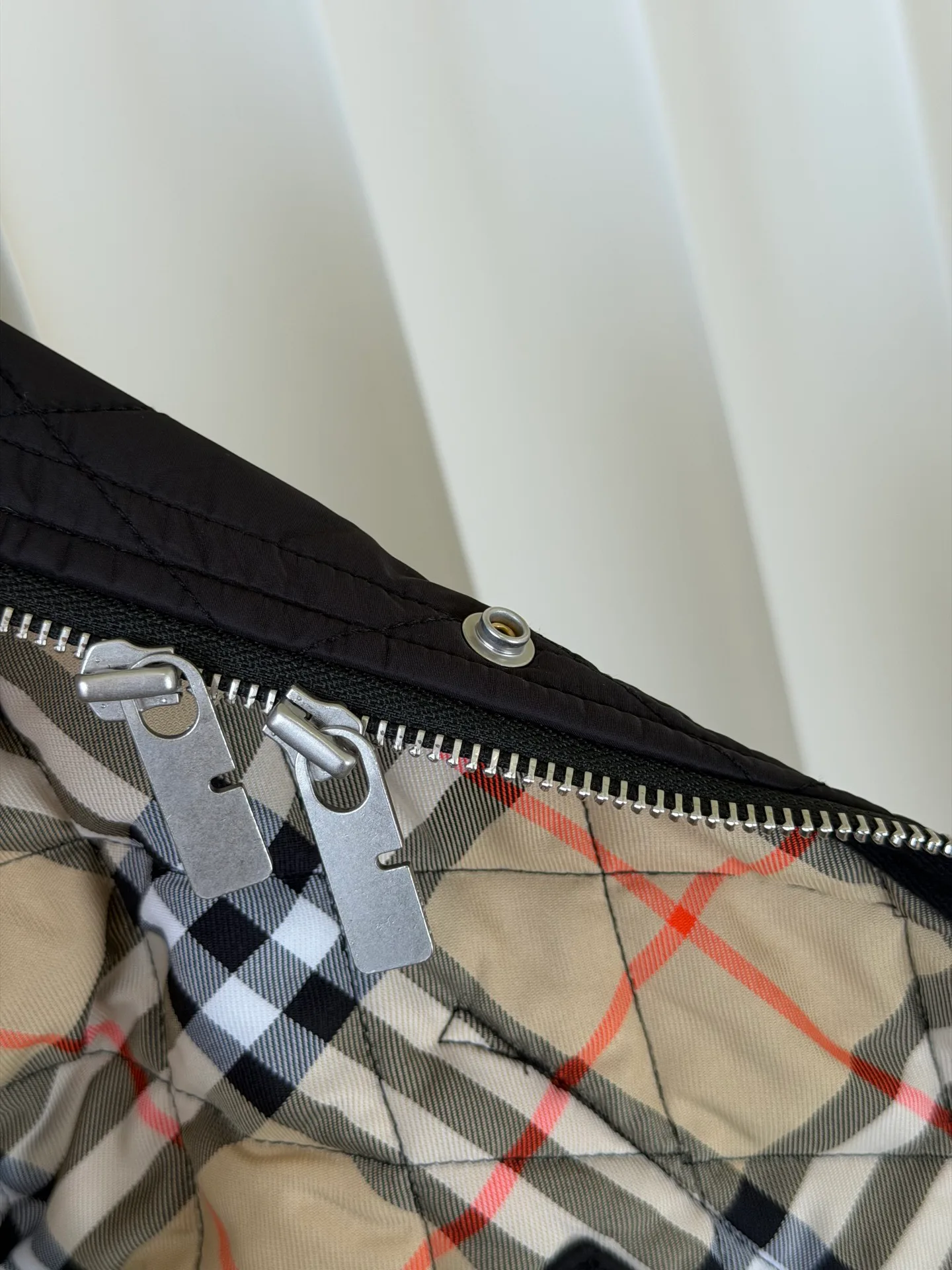 Куртки И Пуховики Женские Burberry 17950214