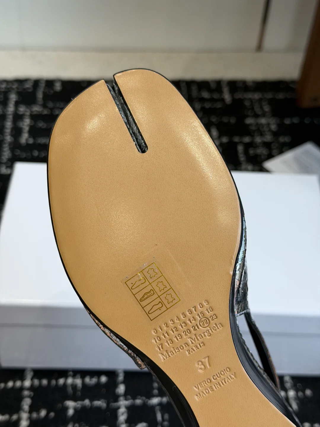 Босоножки Женские Maison Margiela 17997937