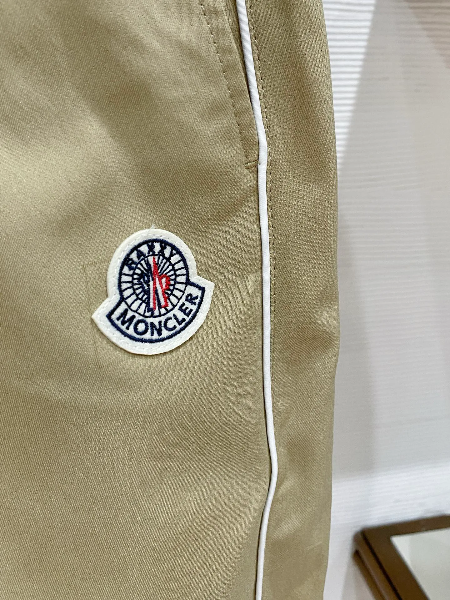 Шорты Женские Moncler 11584638