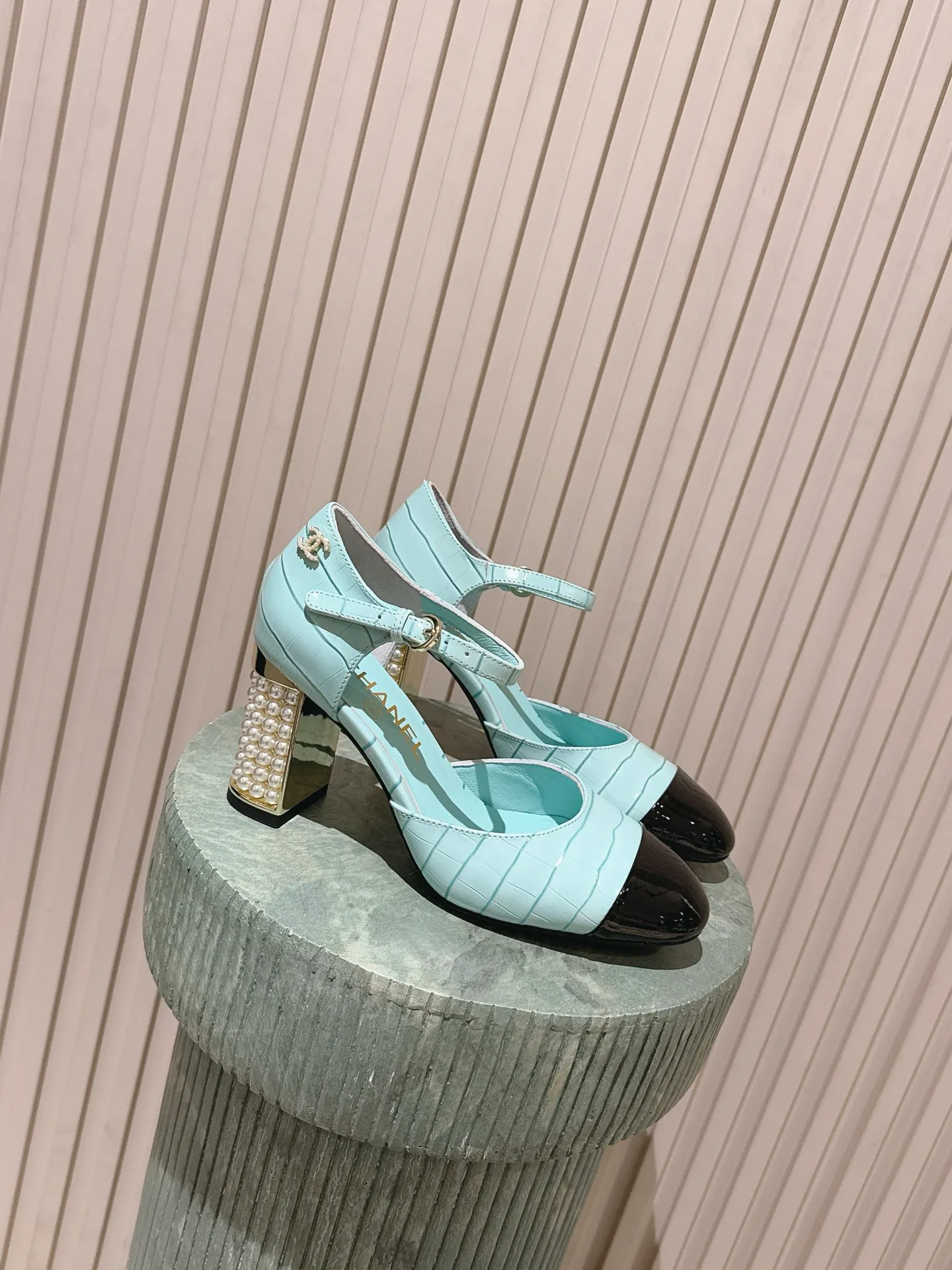 Босоножки Женские Chanel 11566296