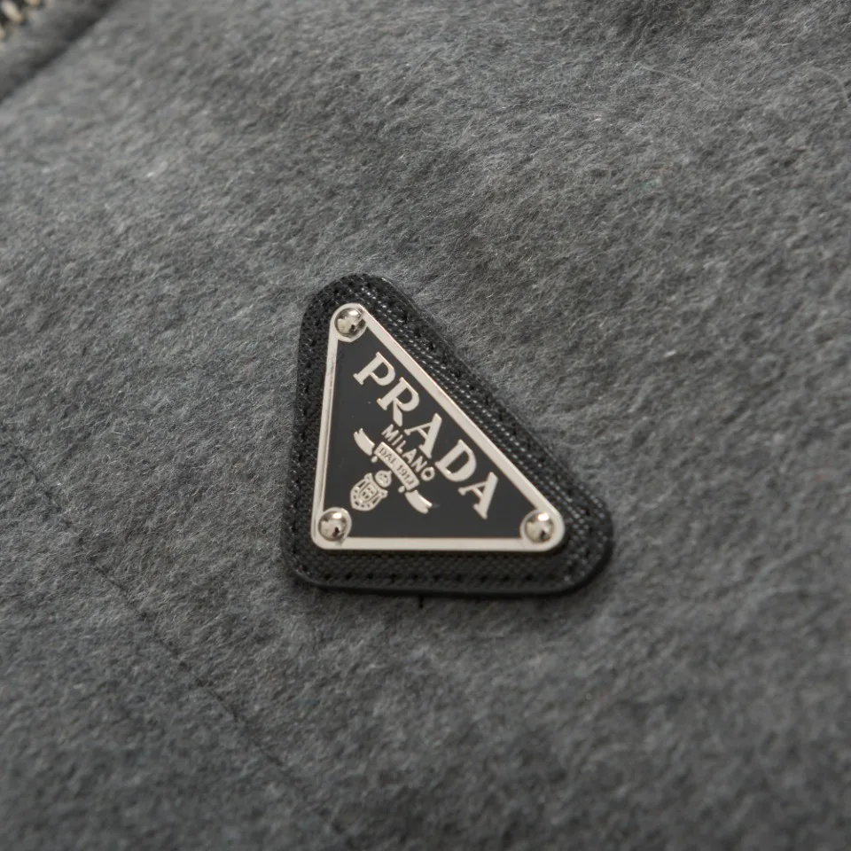 Куртки И Пуховики Женские Prada 4721812