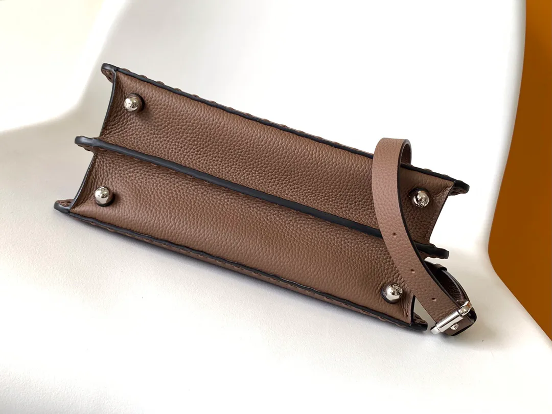 Классические Сумки Женские Fendi 11671436