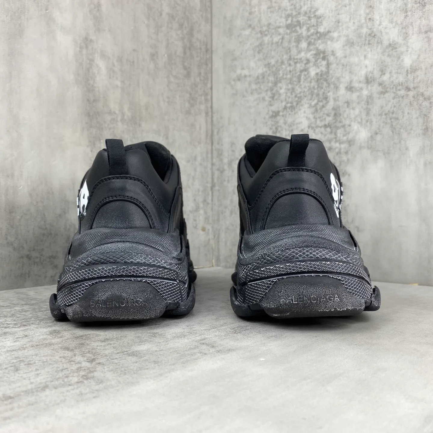 Кроссовки Женские Balenciaga 11216247