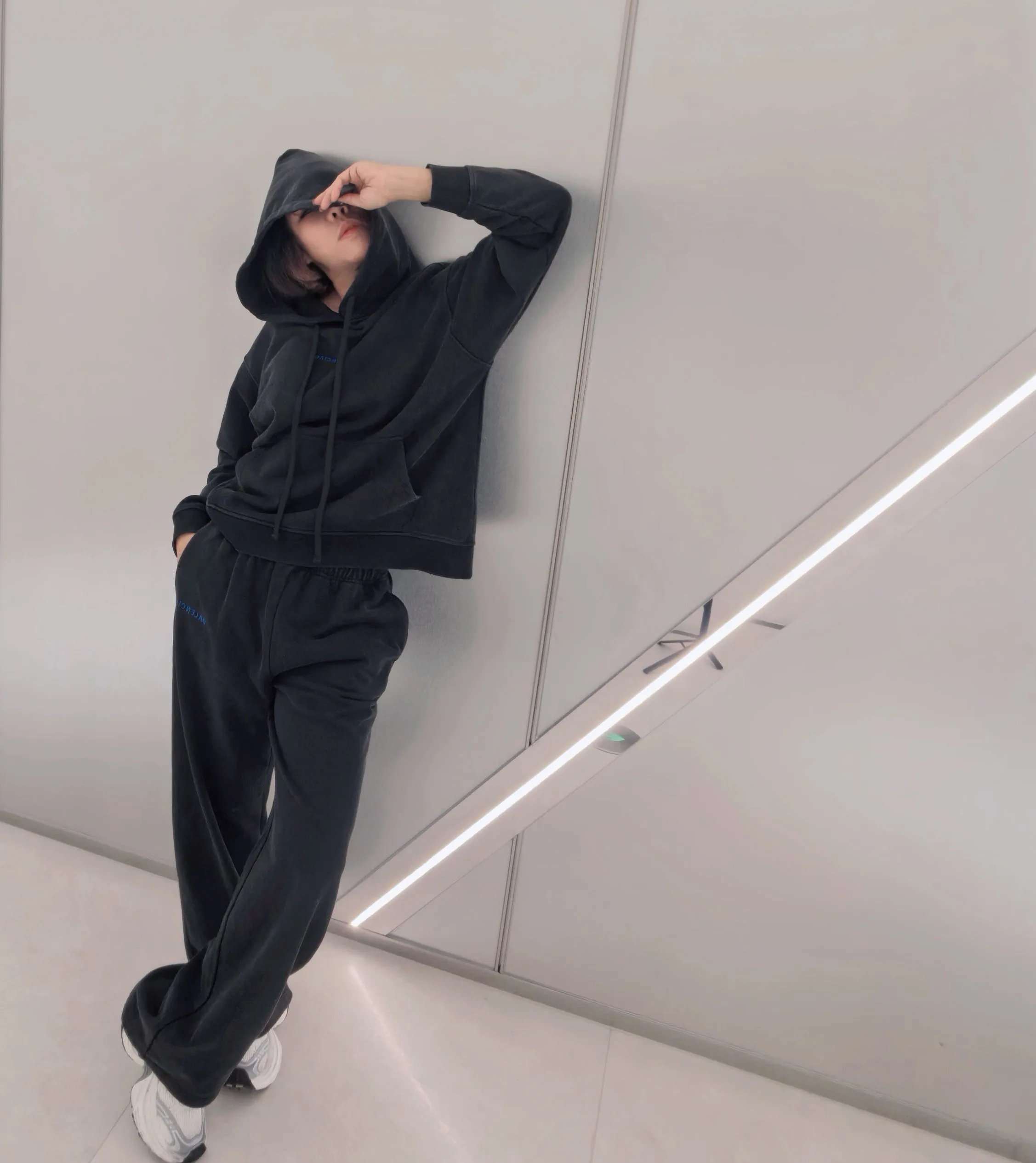 Свитшоты И Худи Мужские Balenciaga 18969510