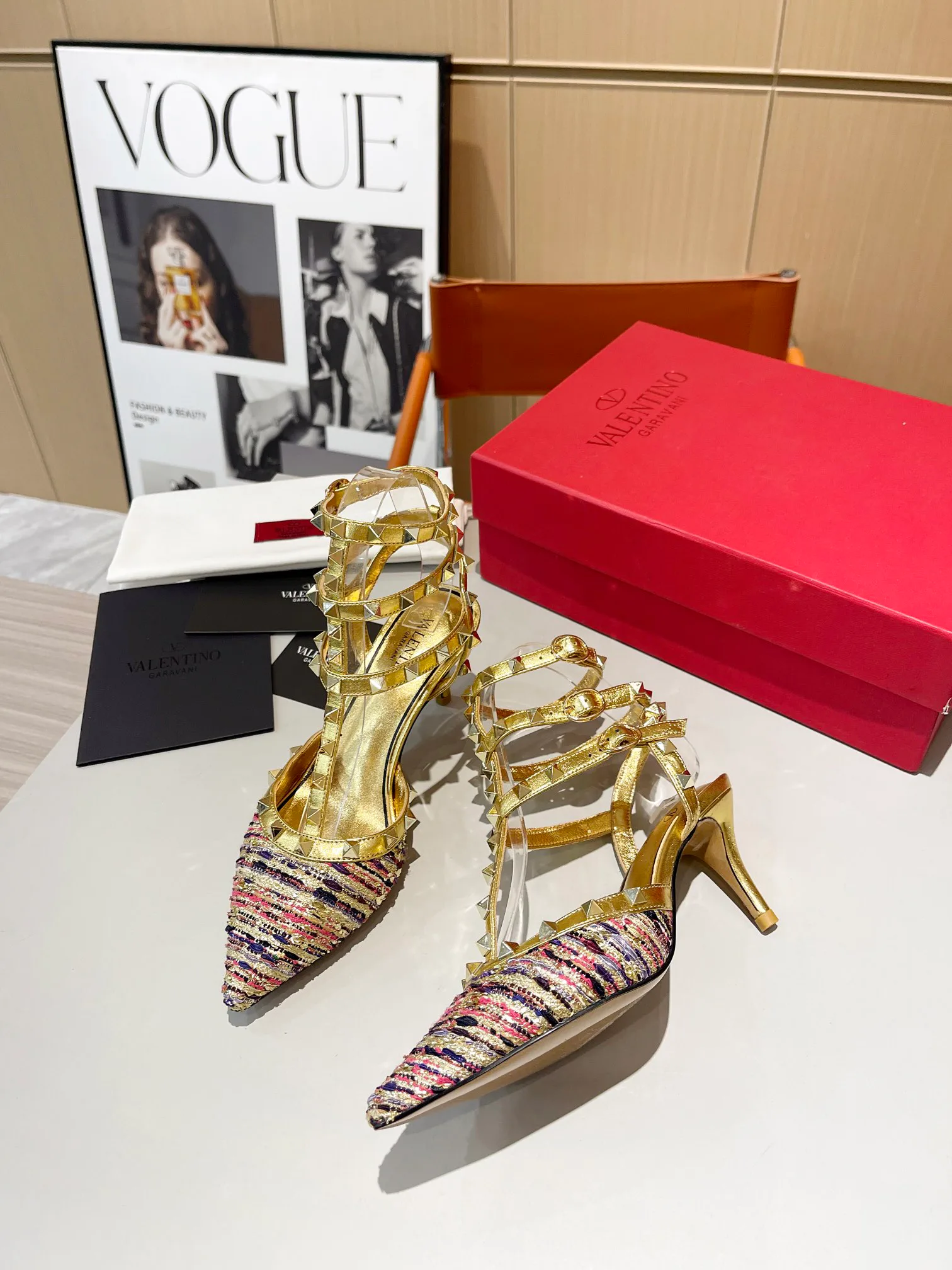 Босоножки Женские Valentino 17956801