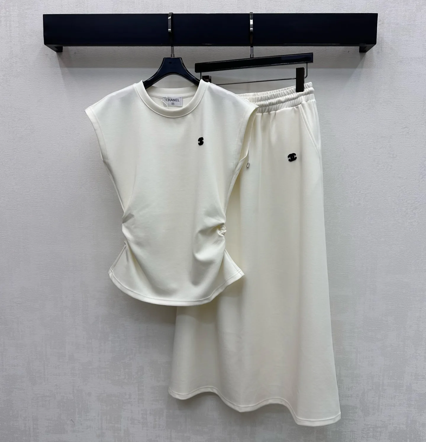 Костюмы Женские Chanel 11628221