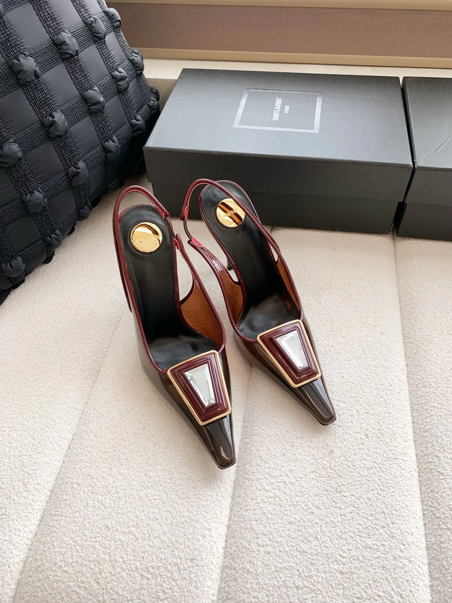 Босоножки Женские Saint Laurent 17371730