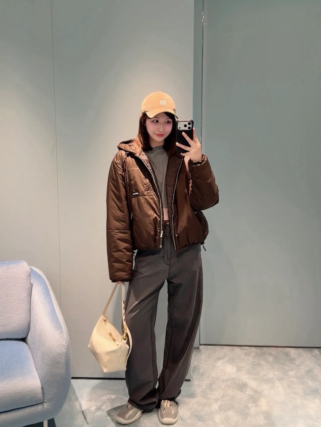 Куртки И Пуховики Женские Miu Miu 18113741