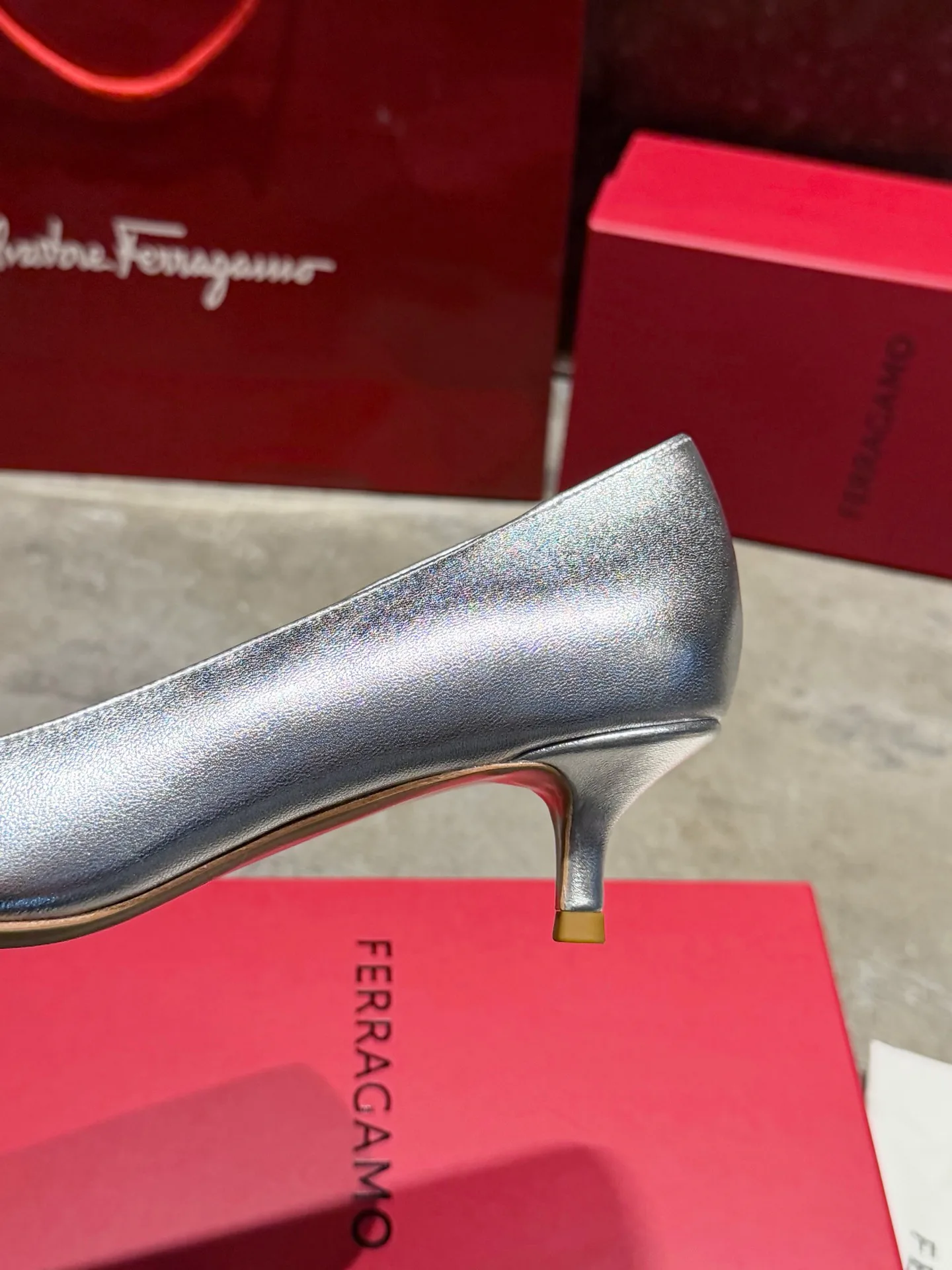 Туфли Женские Salvatore Ferragamo 17897961