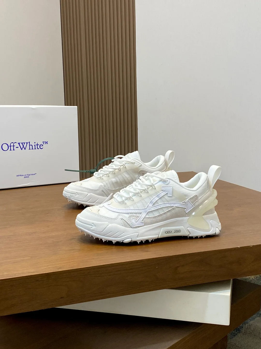 Кроссовки Женские Off-White 12842872