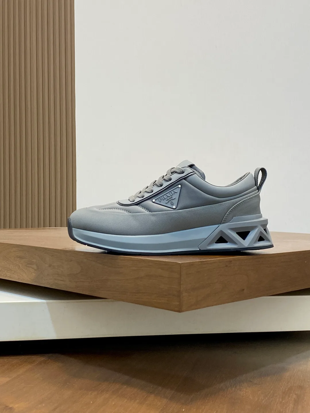 Кроссовки Мужские Prada 1885463