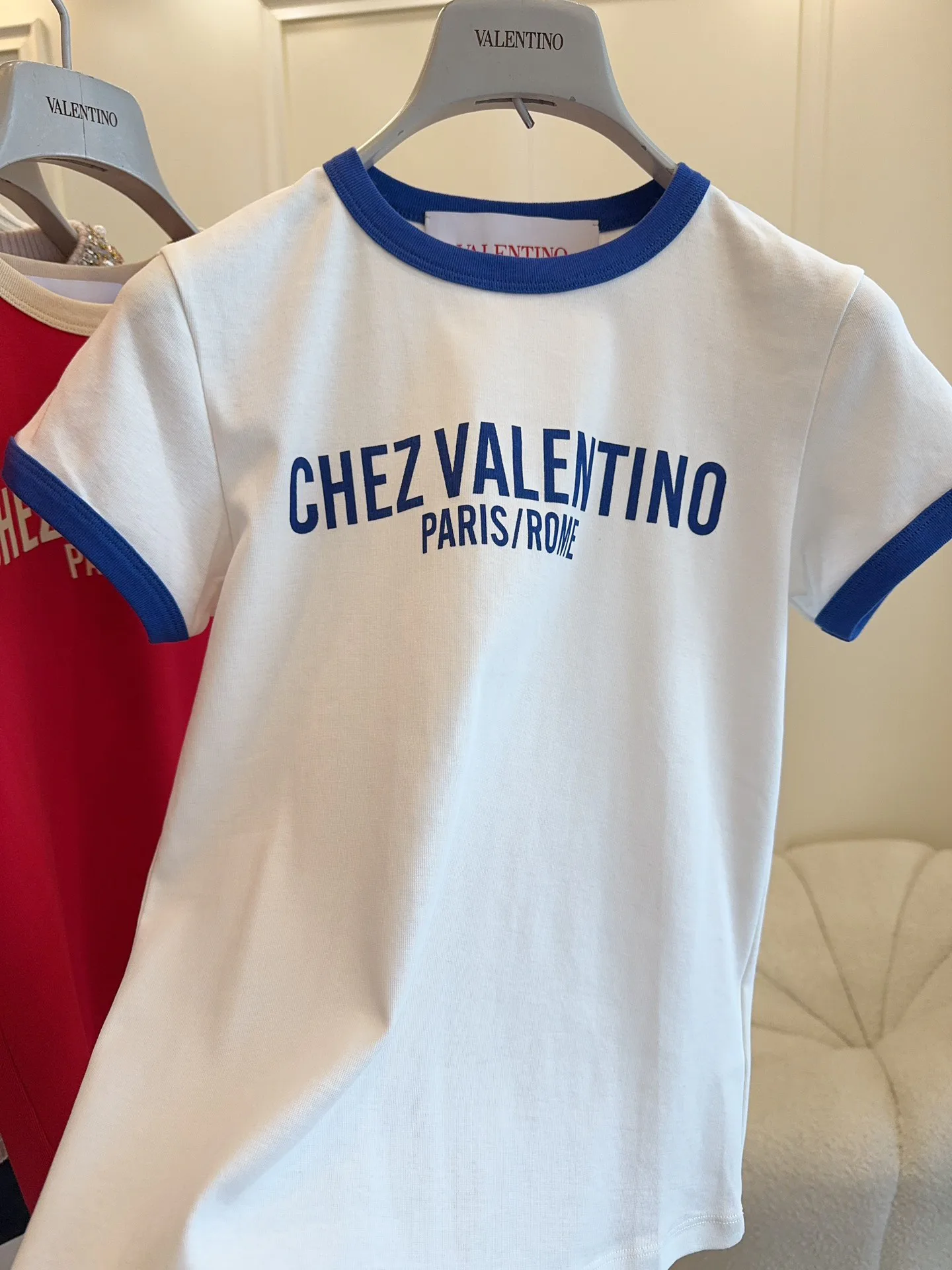 Футболки Женские Valentino 2306