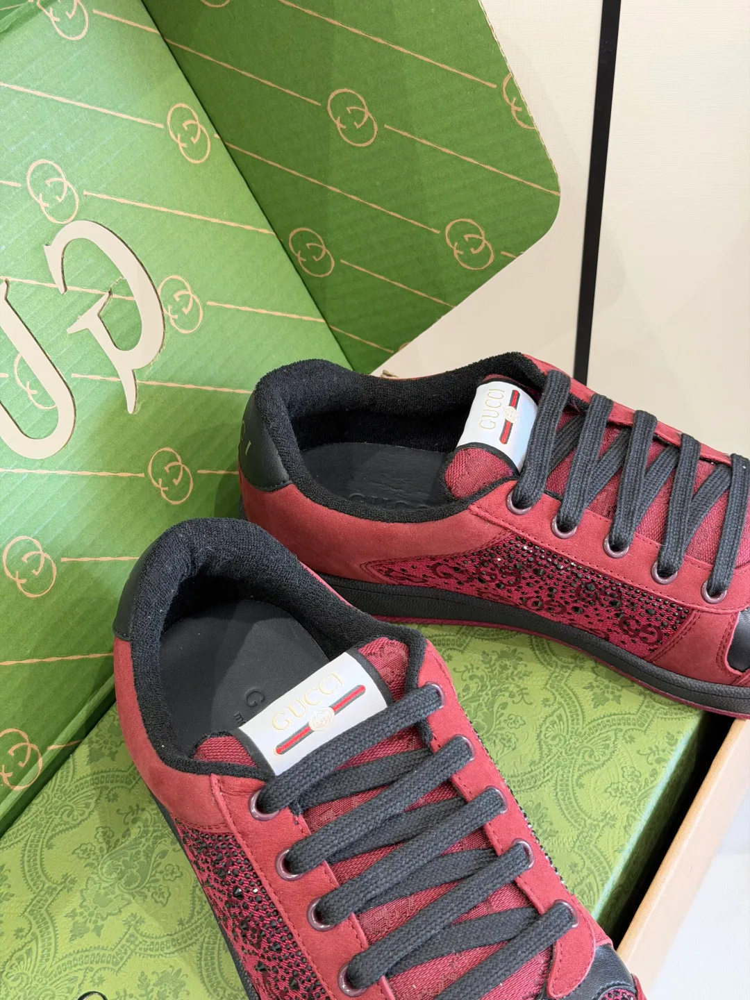 Кроссовки Женские Gucci 839594