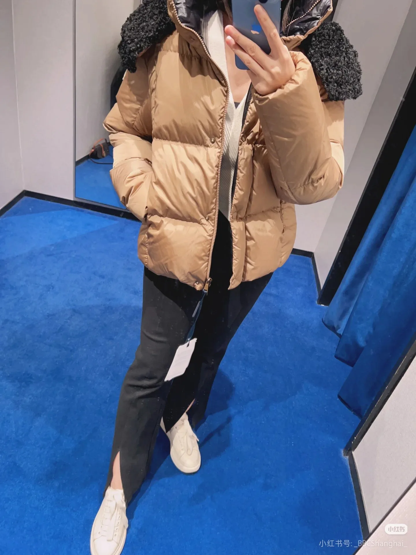 Куртки И Пуховики Женские Moncler 18044309