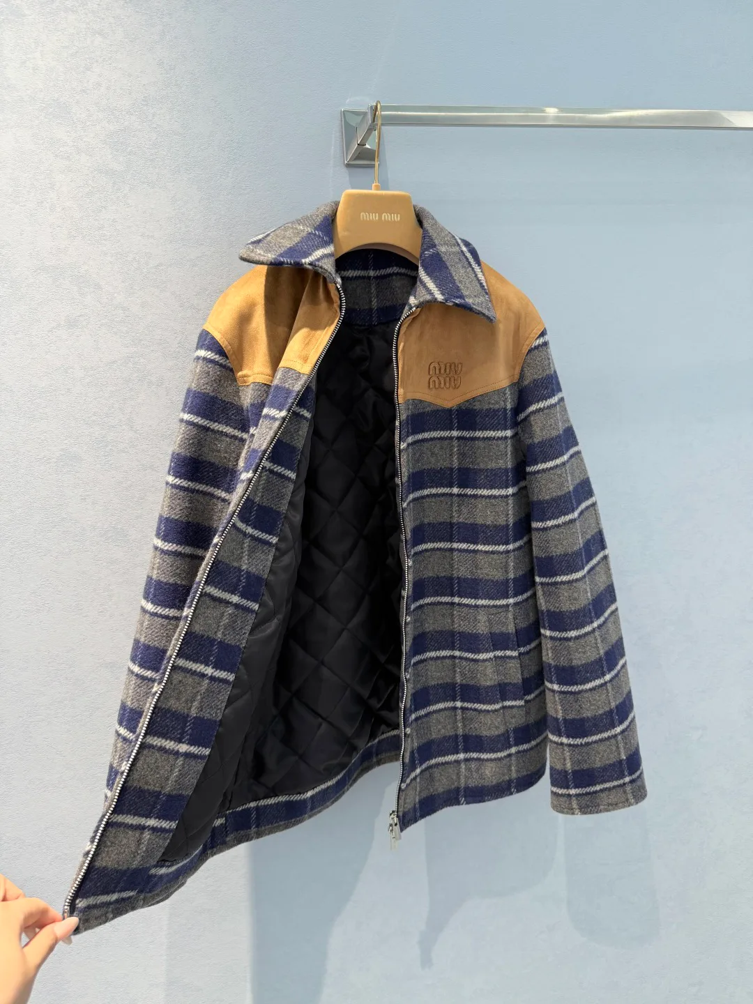 Куртки И Пуховики Женские Miu Miu 4691503