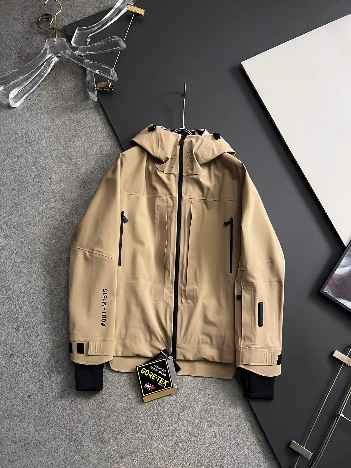 Куртки И Пуховики Мужские Moncler 11411452