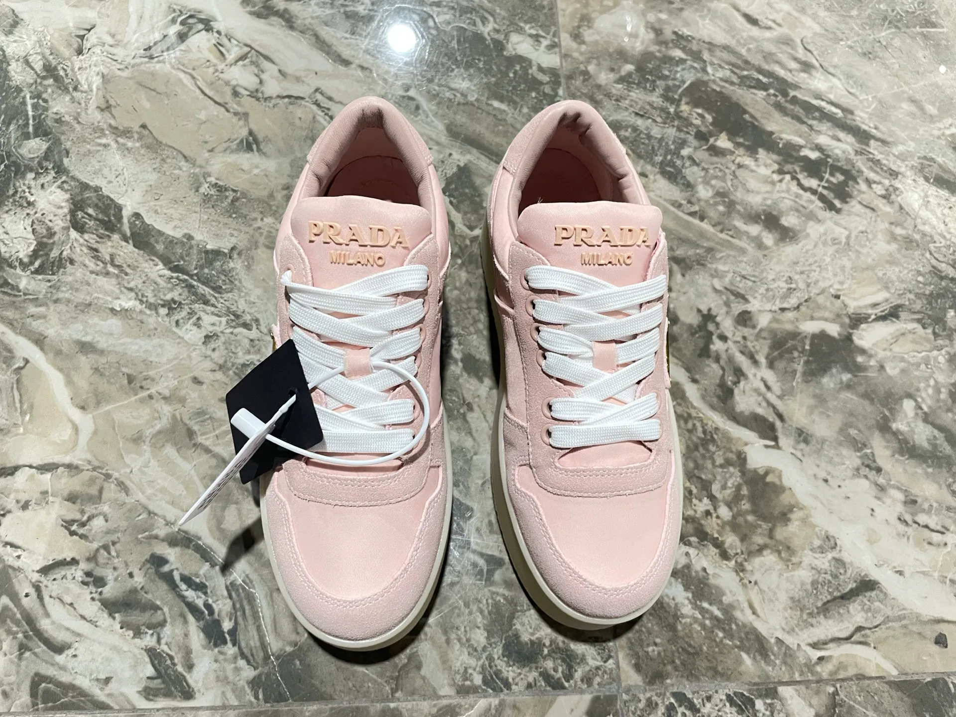 Кроссовки Женские Prada 9833776