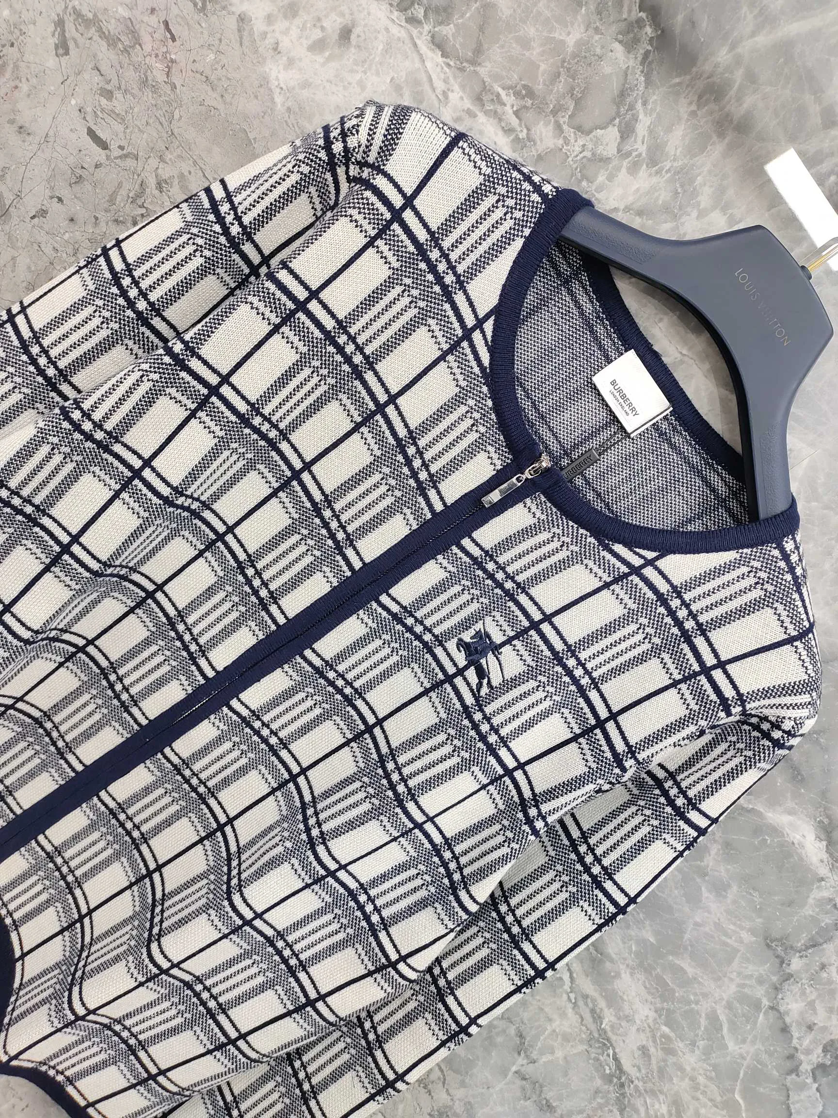 Джемперы И Свитеры Женские Burberry 18417246