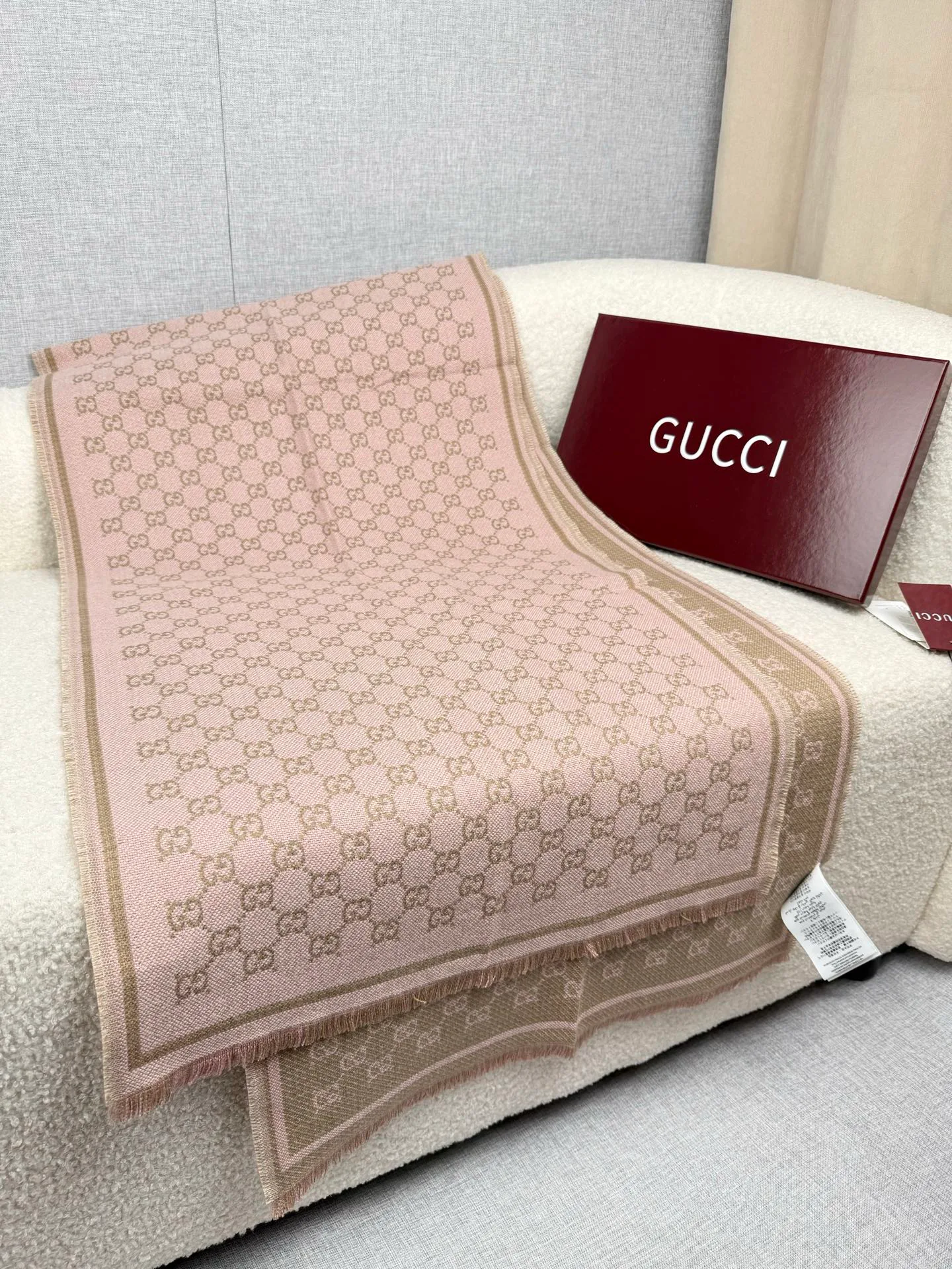 Шарфы Gucci 205926
