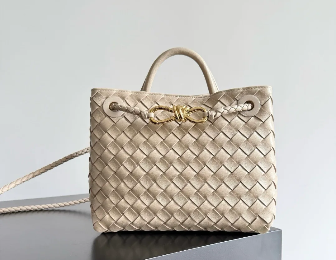 Классические Сумки Женские Bottega Veneta 17792039