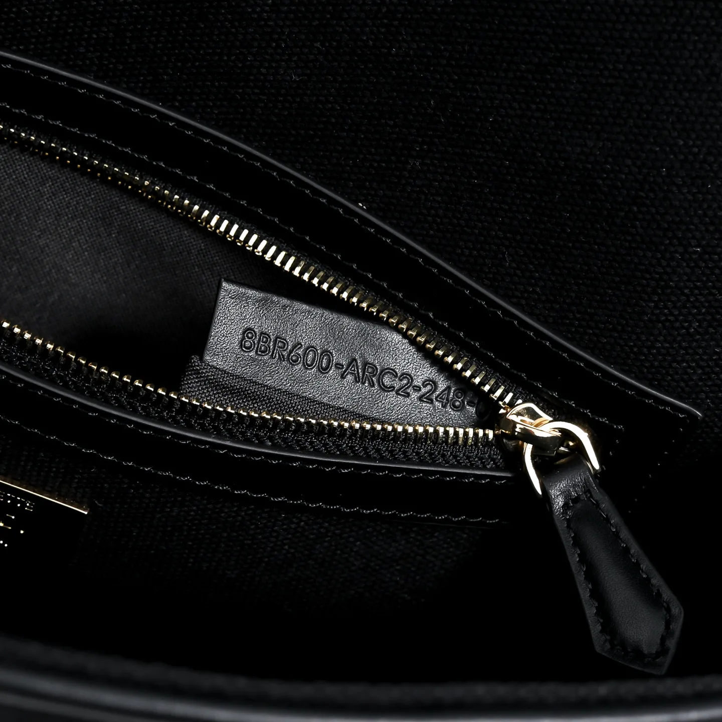 Классические Сумки Женские Fendi 18004259