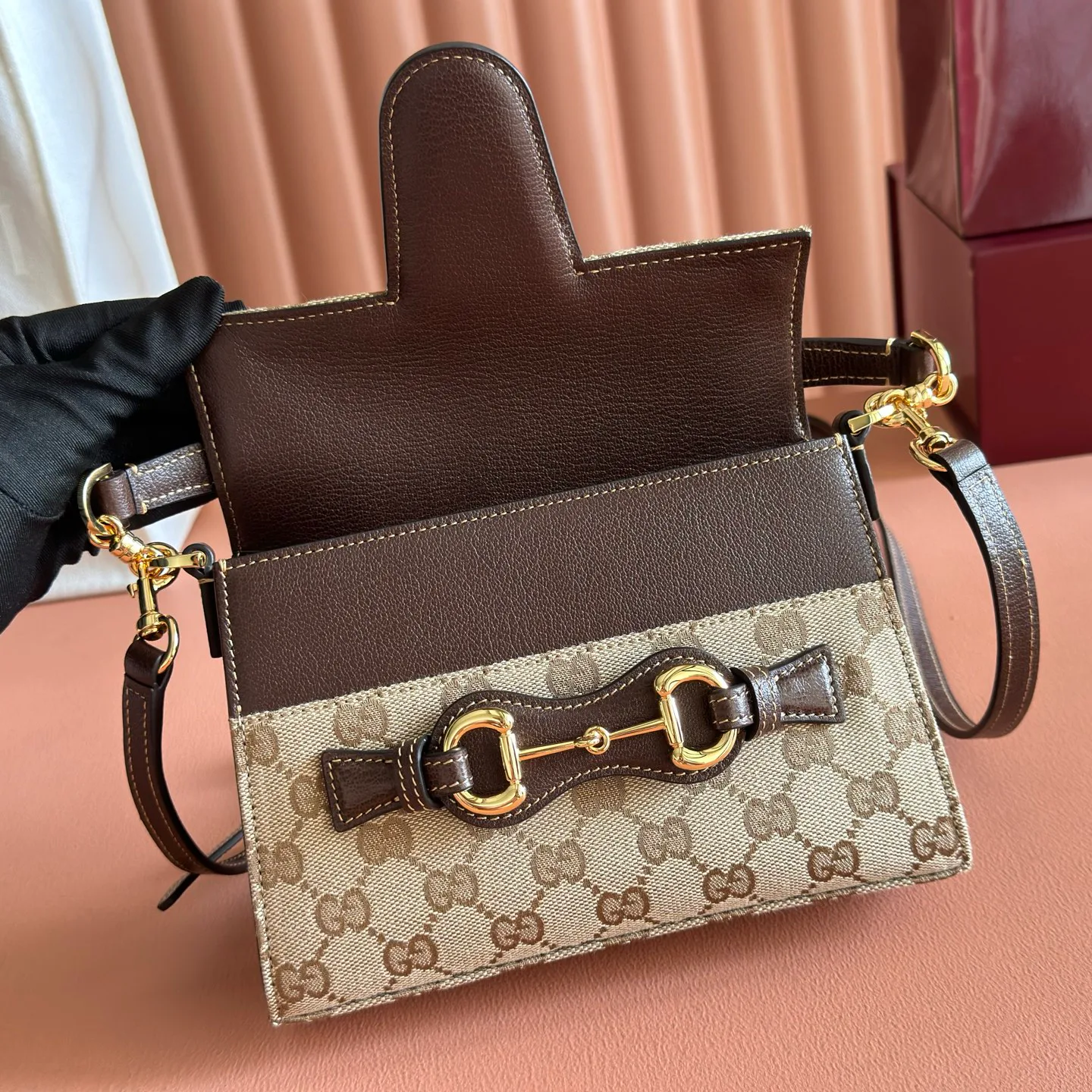 Классические Сумки Женские Gucci 17802960