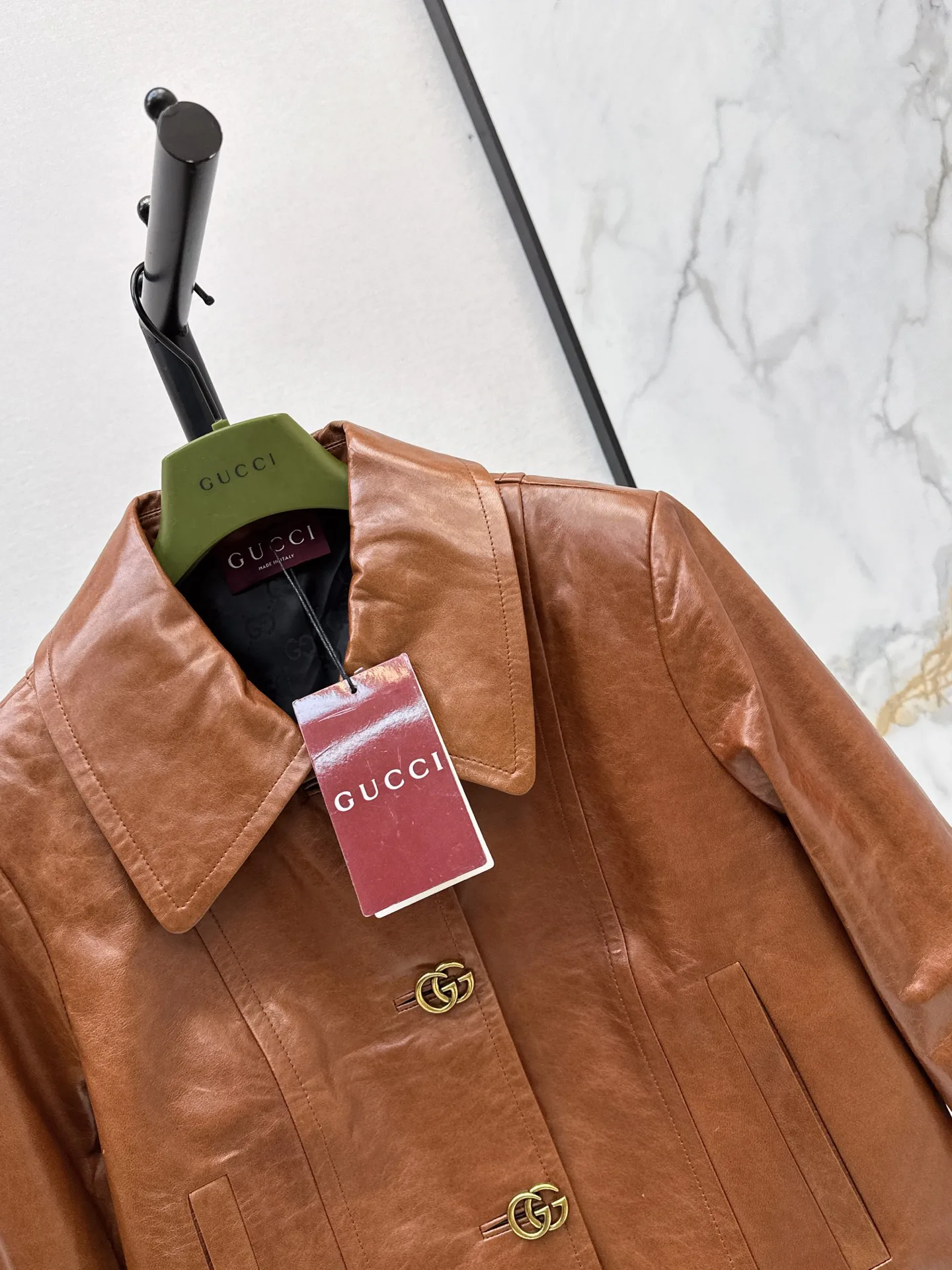 Кожаные Куртки И Дублёнки Женские Gucci 17651725