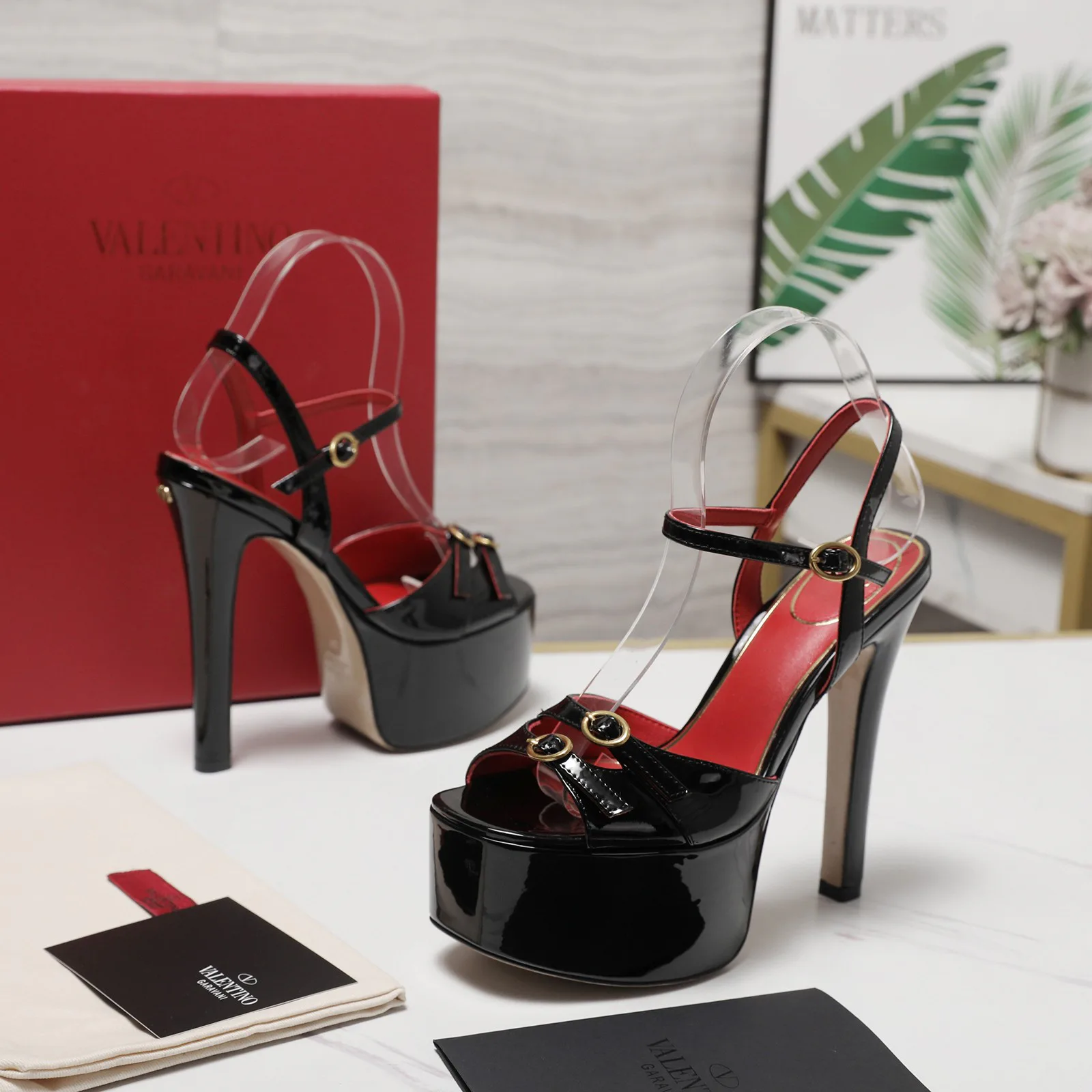 Босоножки Женские Valentino 13542422