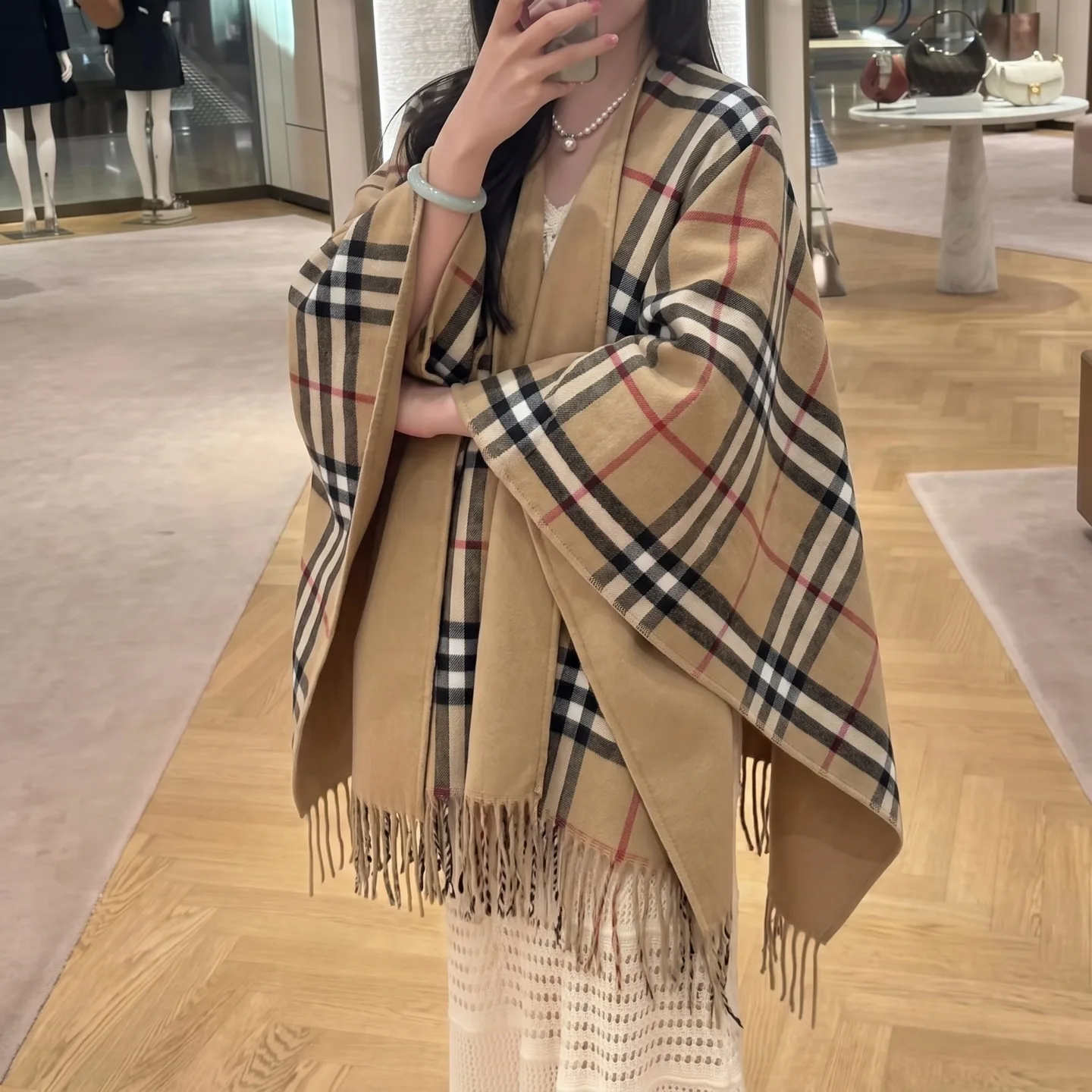 Пальто Женские Burberry 18262609