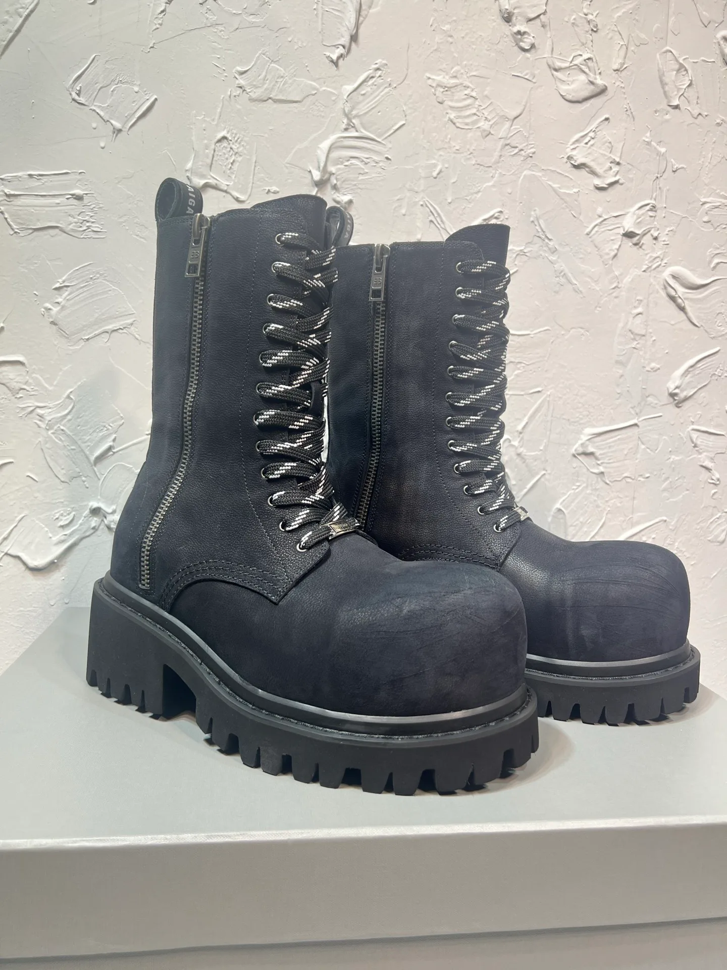 Ботинки Женские Balenciaga 18225224