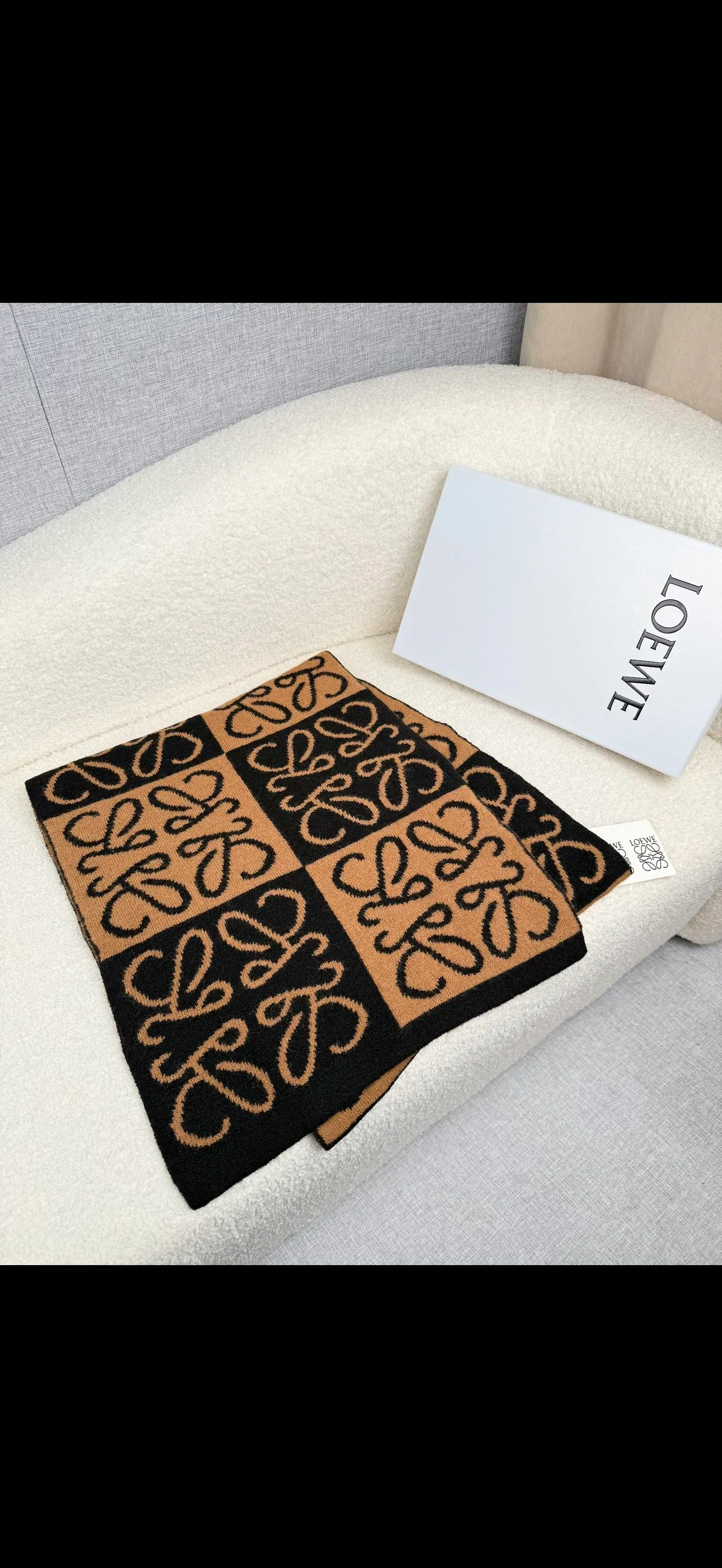 Шарфы Loewe 18675829
