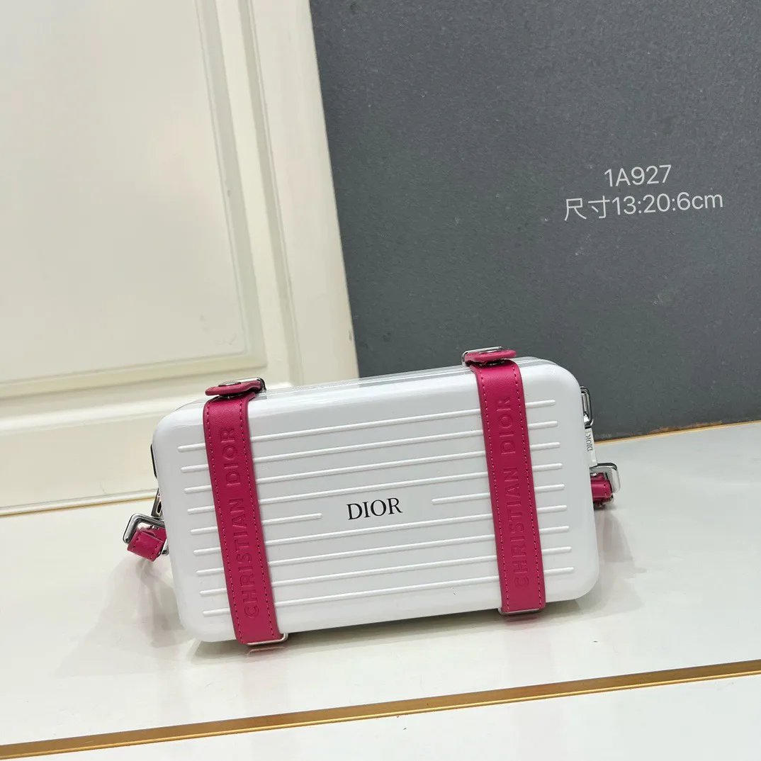 Клатчи Женские Christian Dior 11185361