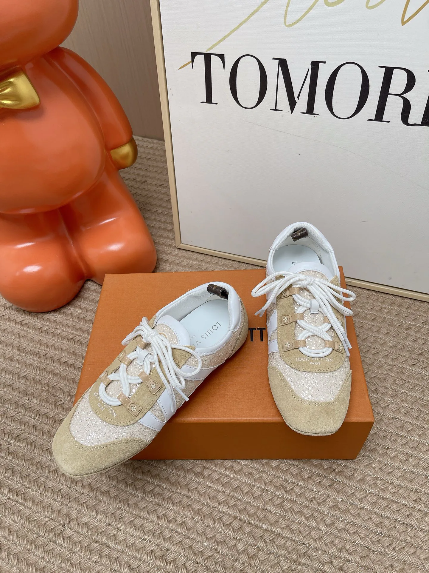Кроссовки Женские Louis Vuitton 17571640