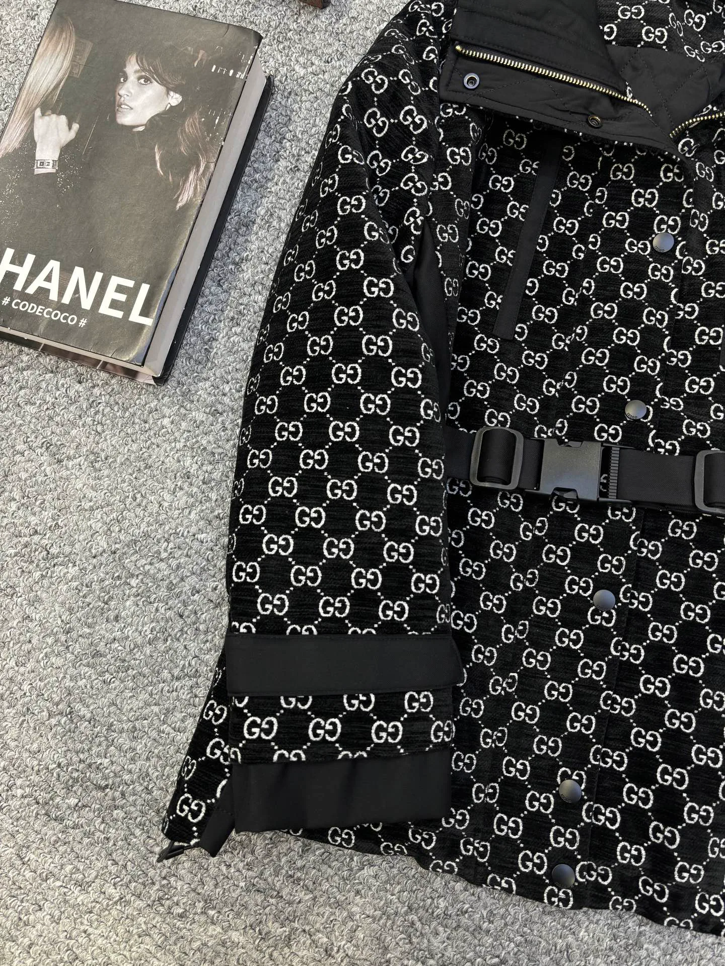 Куртки И Пуховики Женские Gucci 3433655