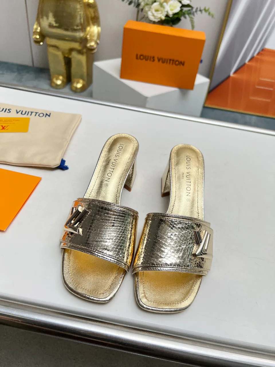 Сандалии Женские Louis Vuitton 9623623