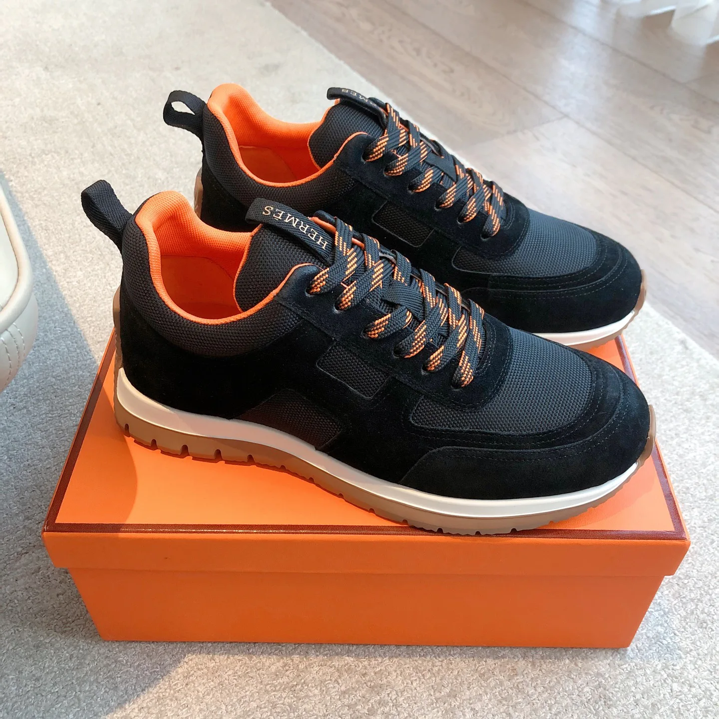 Кроссовки Женские Hermes 1237239