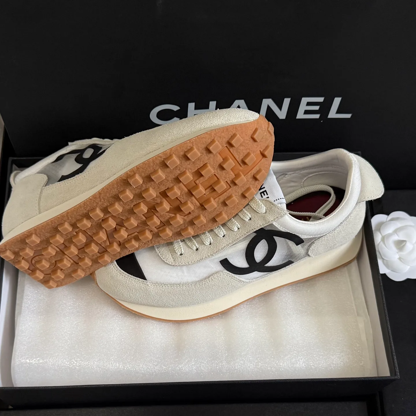 Кроссовки Женские Chanel 6131997