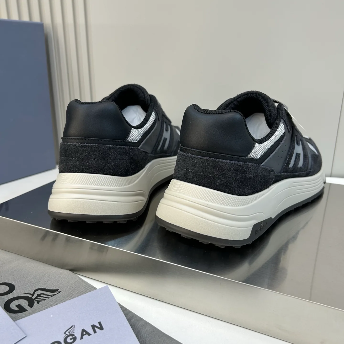 Кроссовки Мужские Hogan 17280336