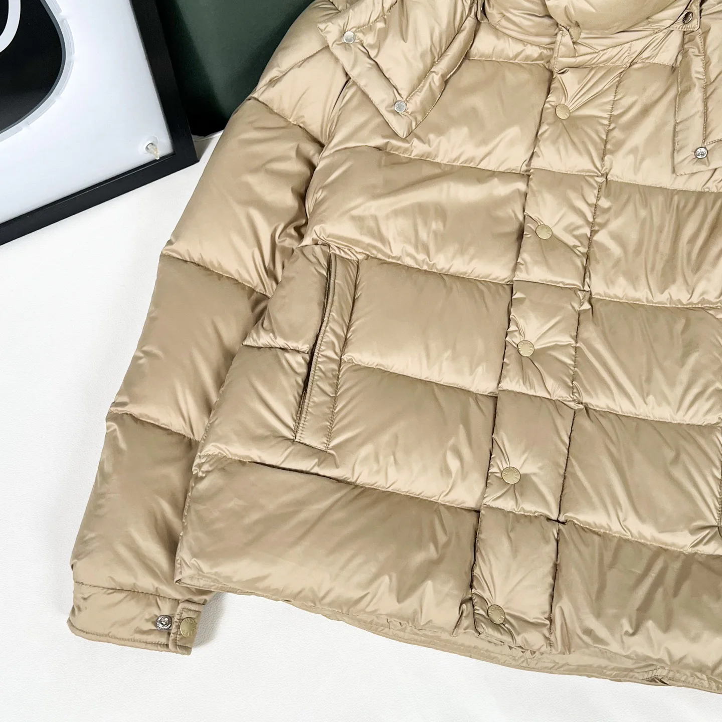 Куртки И Пуховики Женские Moncler 19777219