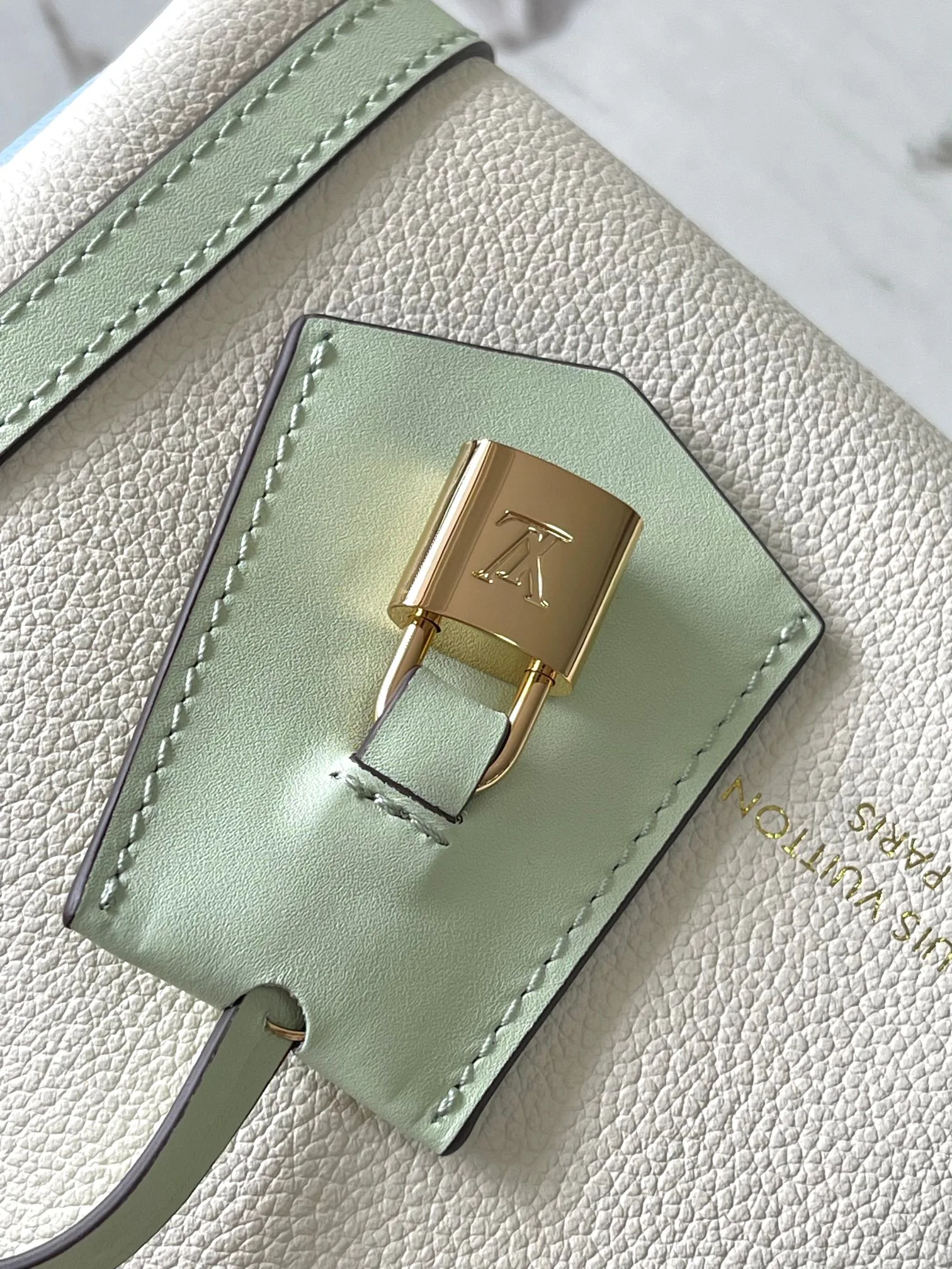 Сумки На Ремне Женские Louis Vuitton 83420