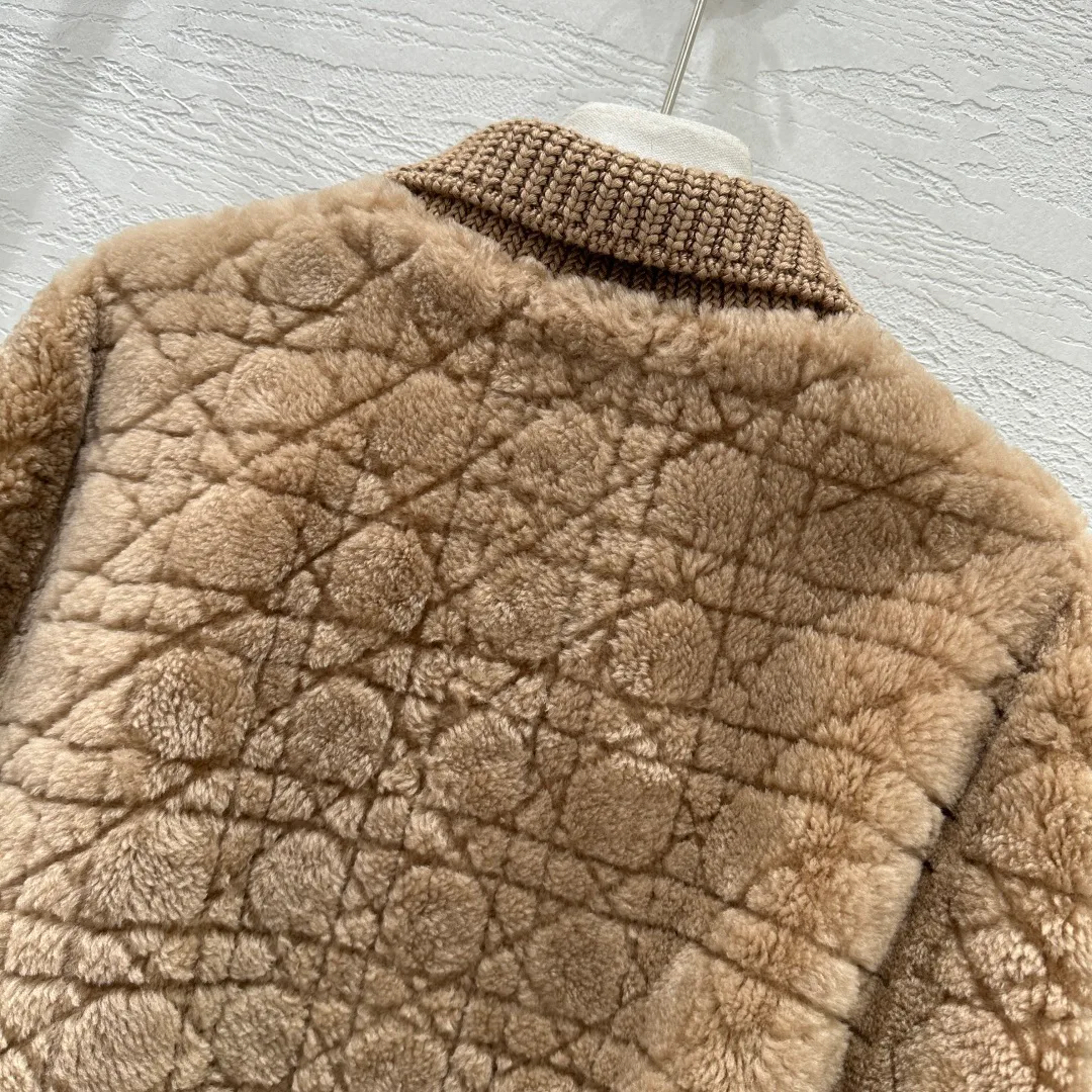 Куртки И Пуховики Женские Christian Dior 409122