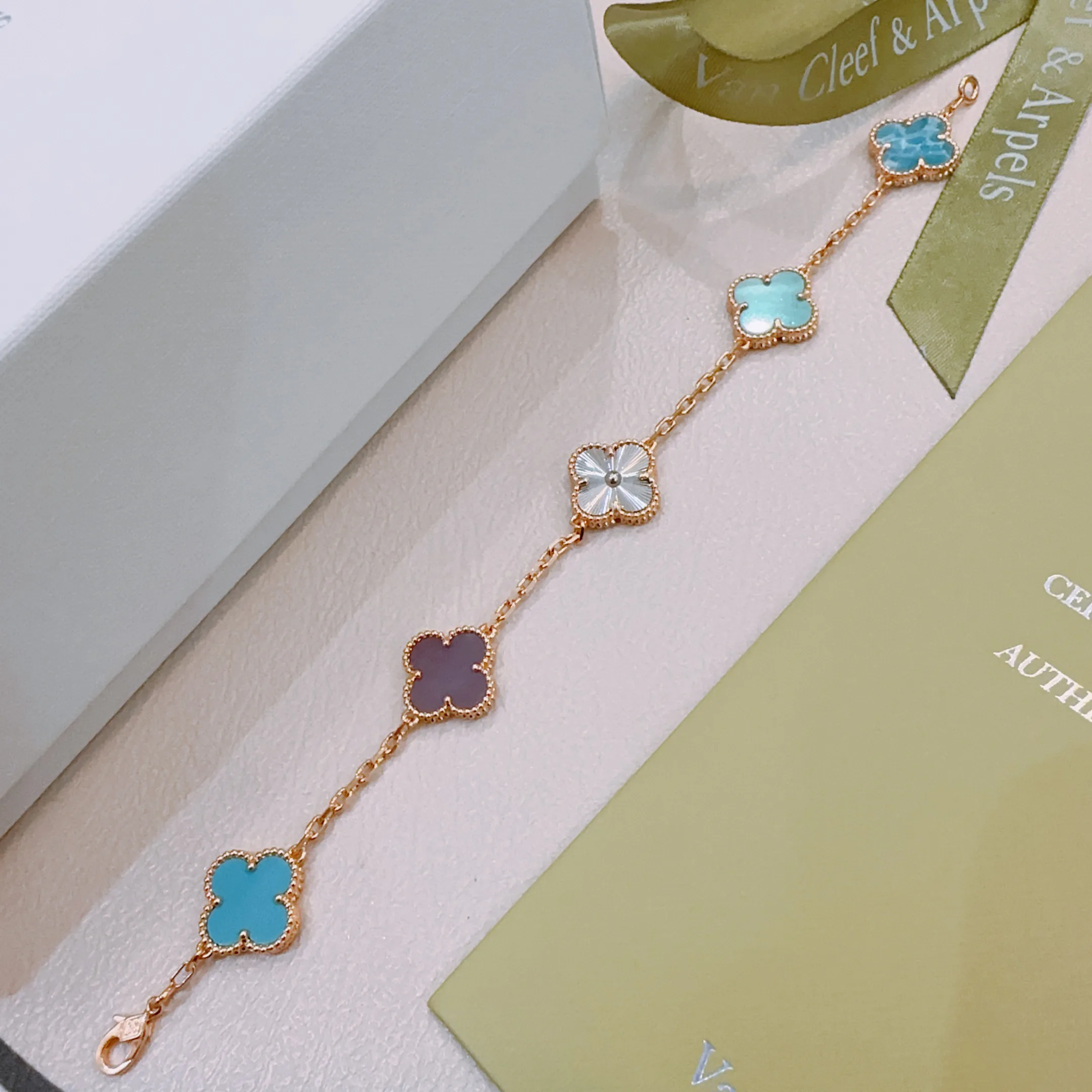 Бижутерия Van Cleef & Arpels 91319