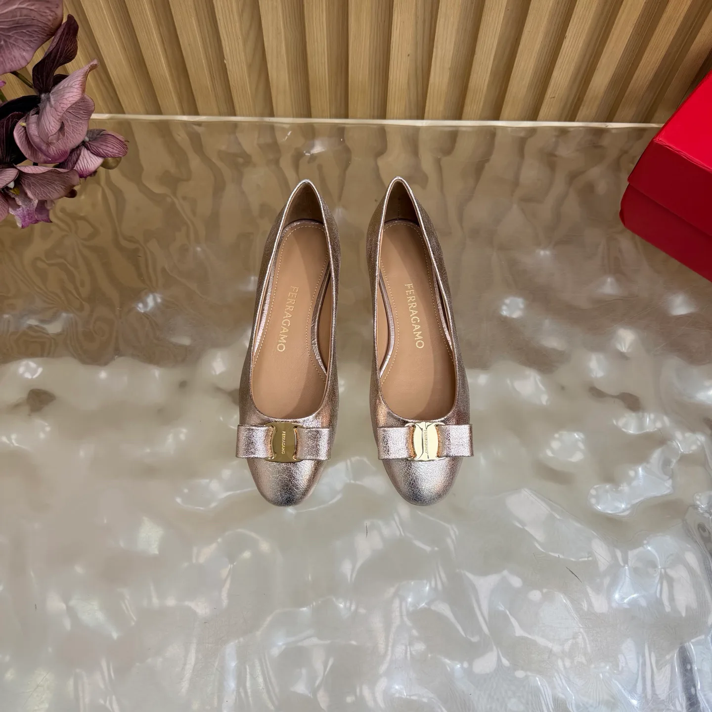 Балетки Женские Salvatore Ferragamo 18764098