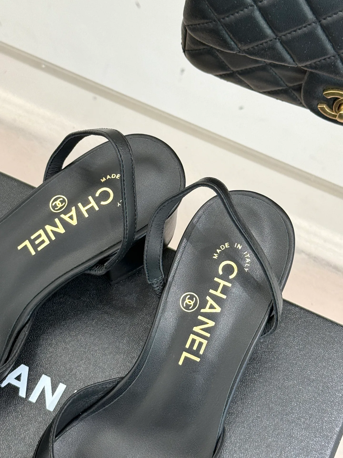 Туфли Женские Chanel 1293986